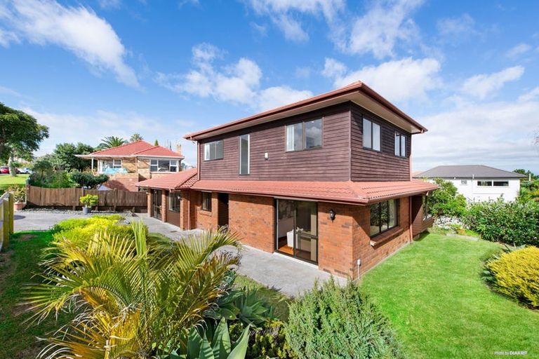 Photo of property in 2/209 Pakuranga Road, Pakuranga, Auckland, 2010