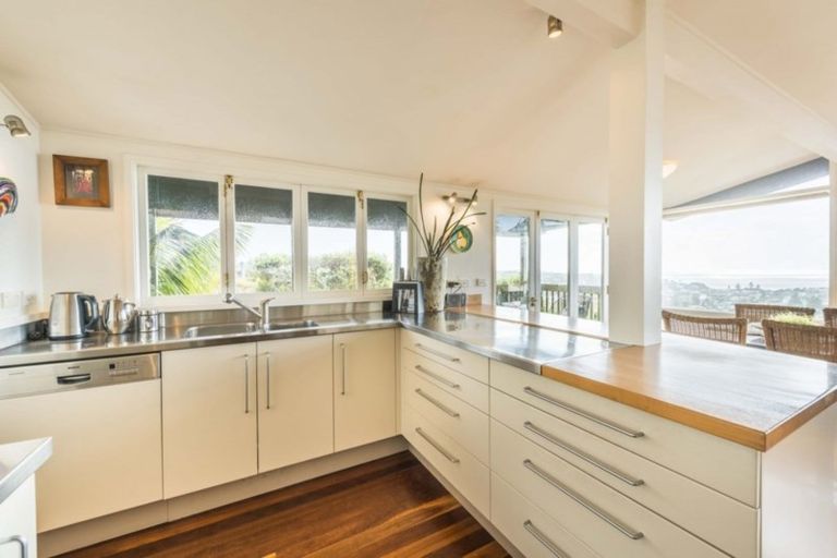 Photo of property in 173 Kowhai Road, Mairangi Bay, Auckland, 0630