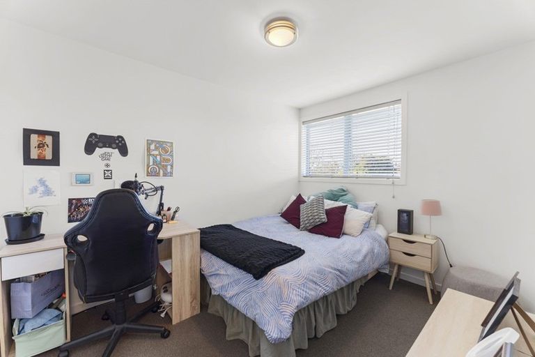 Photo of property in 9 Siddal Place, Richmond, Christchurch, 8013