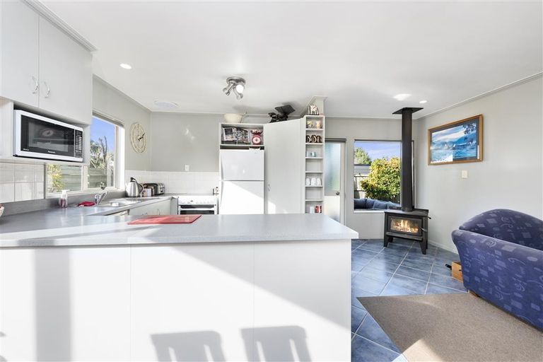 Photo of property in 25 Kane Road, Papamoa Beach, Papamoa, 3118