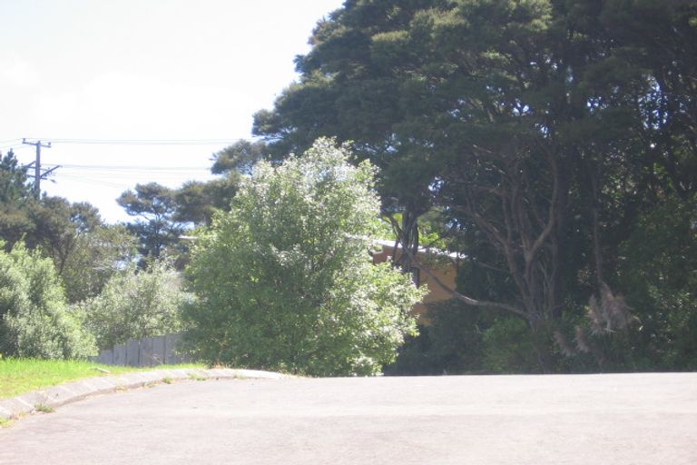 Photo of property in 49a Noeleen Street, Glenfield, Auckland, 0629