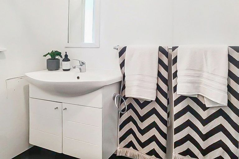 Photo of property in 10 Rira Street, Marton, 4710