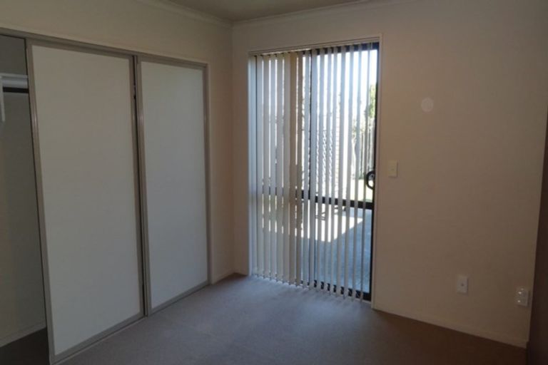 Photo of property in 19 Mataroa Place, Parklands, Christchurch, 8083