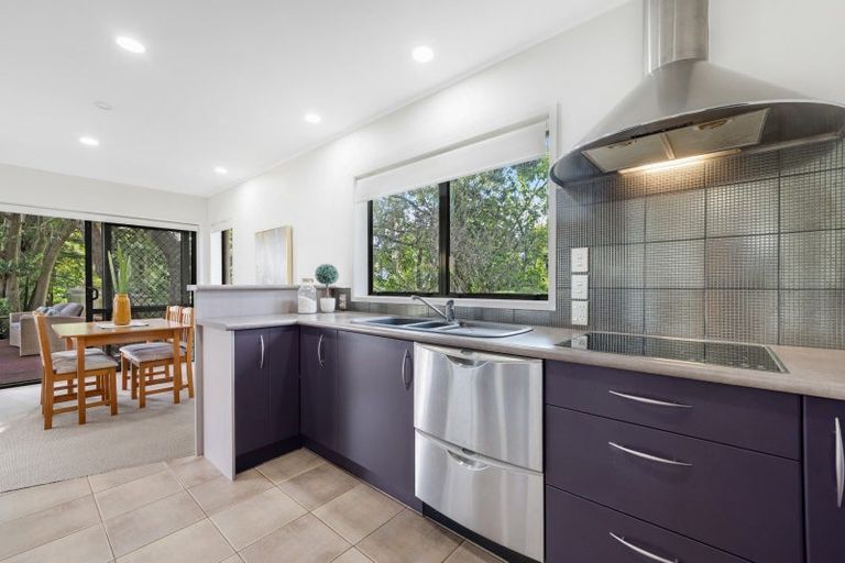 Photo of property in 91a Uxbridge Road, Cockle Bay, Auckland, 2014