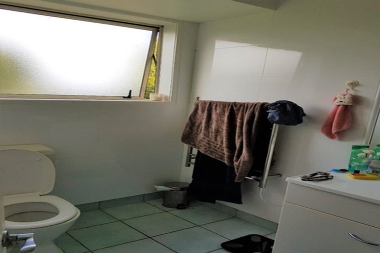 Photo of property in 42 Rathmar Drive, Manurewa, Auckland, 2105