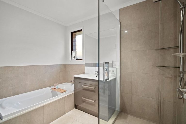 Photo of property in 70 Risinghurst Terrace, Lower Shotover, Queenstown, 9304