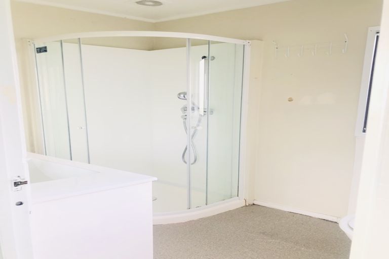 Photo of property in 5 Jontue Place, Clover Park, Auckland, 2019