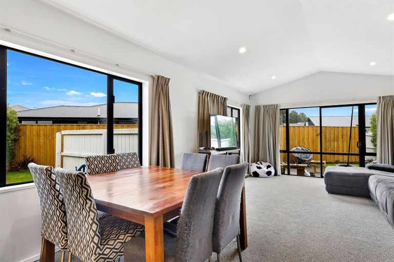 Photo of property in 22 Stanford Way, Rolleston, 7615