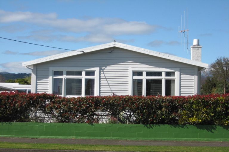 Photo of property in 44 George Street, Levin, 5510