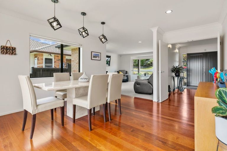 Photo of property in 25 Leafield Crescent, Henderson, Auckland, 0612