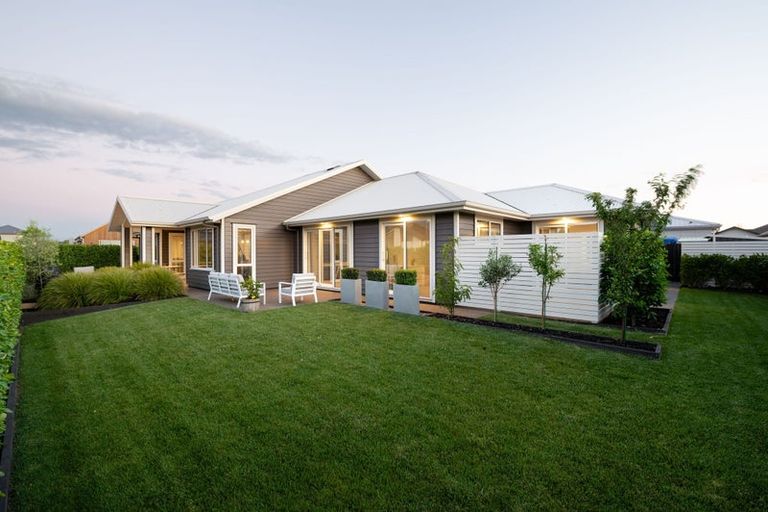 Photo of property in 2 Avian Place, Flagstaff, Hamilton, 3210