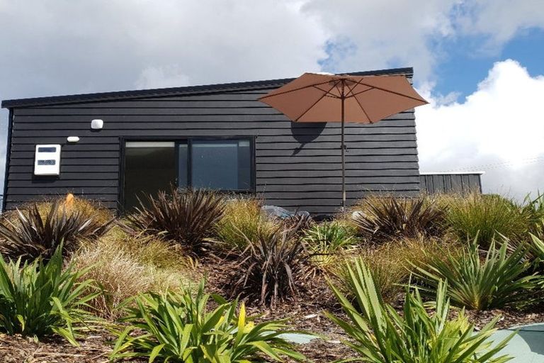 Photo of property in 330 Cable Bay Block Road, Cable Bay, 0420