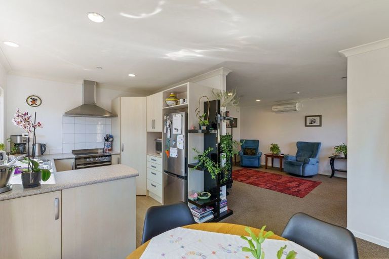 Photo of property in 8 Ian Peter Way, Otaki, 5512