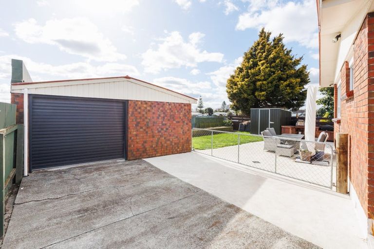 Photo of property in 10a Peters Avenue, Cloverlea, Palmerston North, 4412