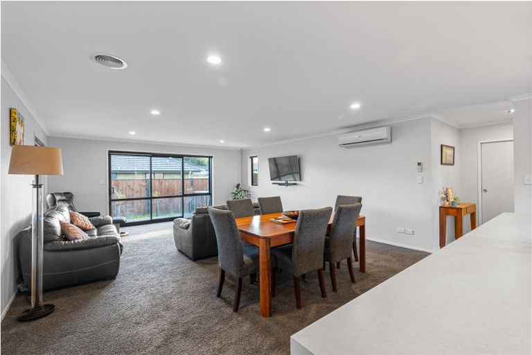 Photo of property in 17 Macdonald Heights, Feilding, 4702