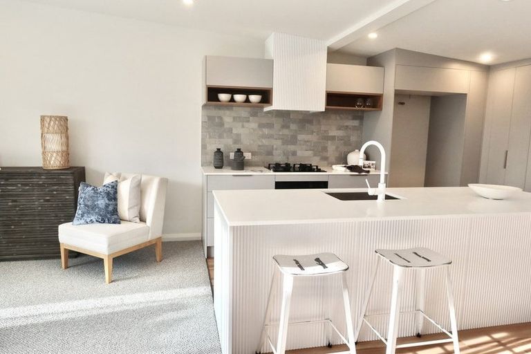 Photo of property in 2 Tiraumea Street, Palmerston North, 4410