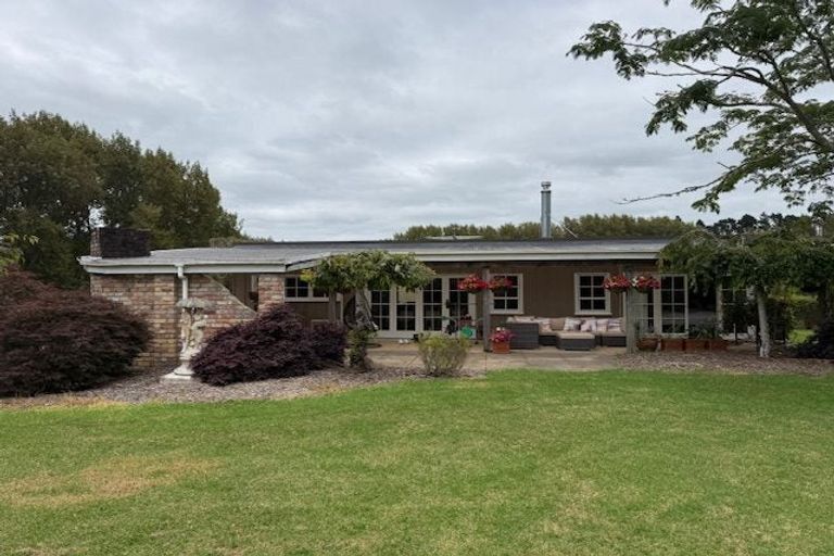 Photo of property in 87 Croft Lane, Riverhead, Albany, 0793