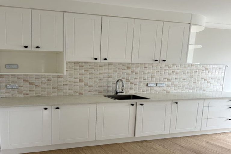 Photo of property in 73 Rosewell Crescent, Flat Bush, Auckland, 2019