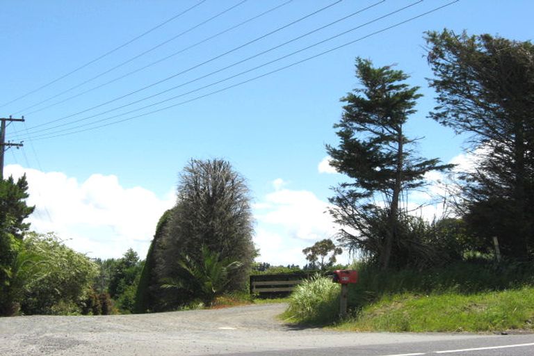 Photo of property in 24a Young Crescent, Drury, 2113