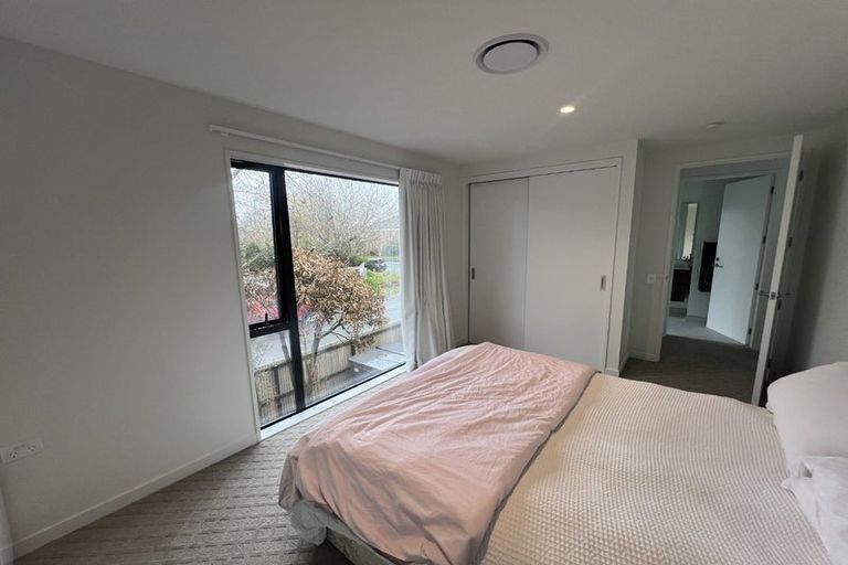 Photo of property in 1b Taunton Green, Papanui, Christchurch, 8052
