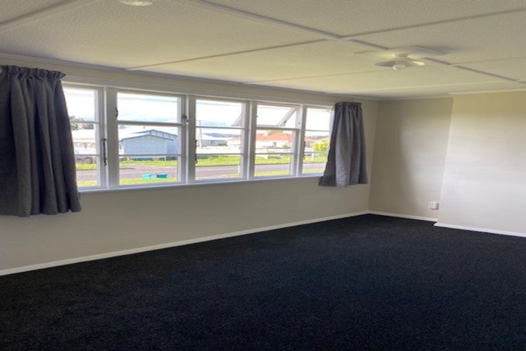 Photo of property in 3a Webb Street, Huntly, 3700