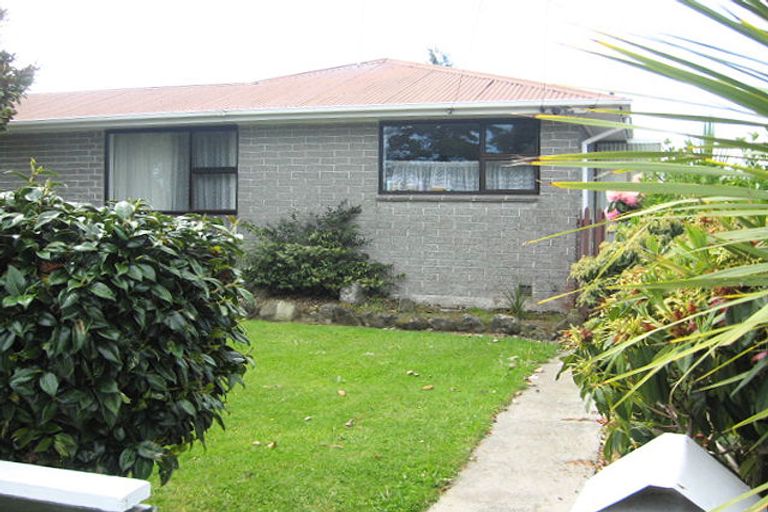 Photo of property in 43a Sturrocks Road, Redwood, Christchurch, 8051