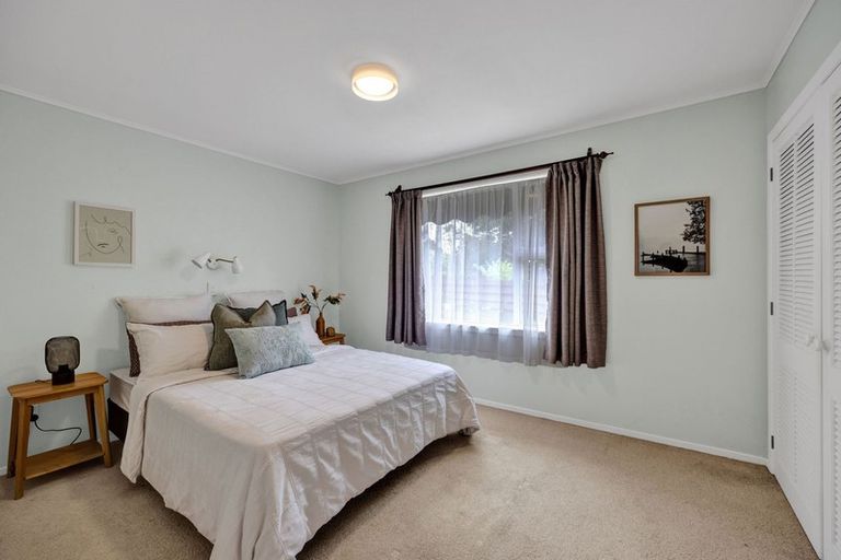 Photo of property in 53 Manu Crescent, Upper Vogeltown, New Plymouth, 4310