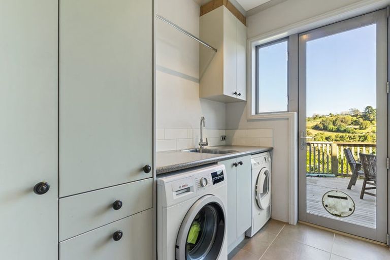 Photo of property in 371 Whitford Road, Whitford, Howick, 2571