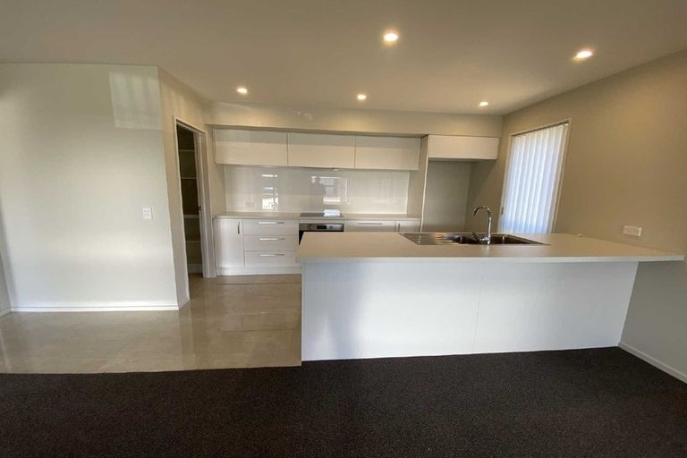 Photo of property in 6 Ranby Place, Woodend, 7610