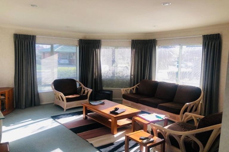 Photo of property in 3 Mews Place, Forest Lake, Hamilton, 3200