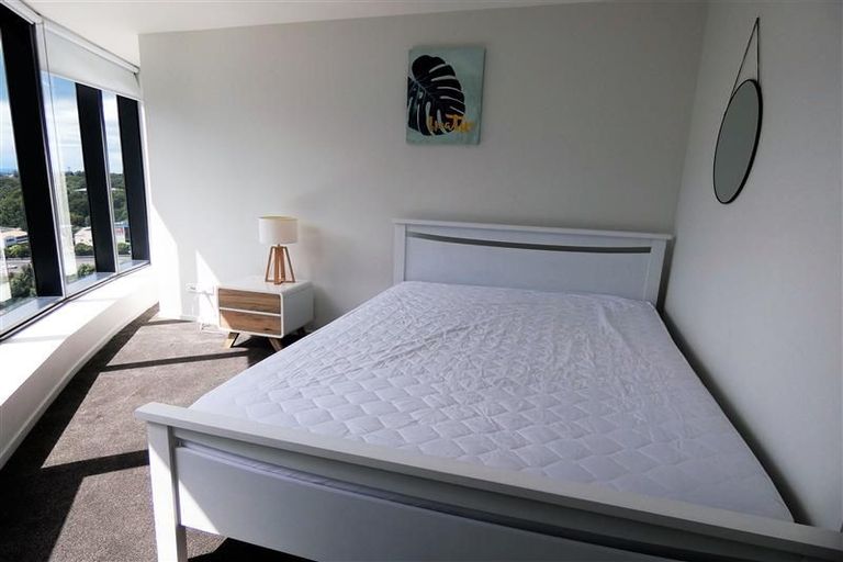 Photo of property in 801/18 Saint Martins Lane, Grafton, Auckland, 1010