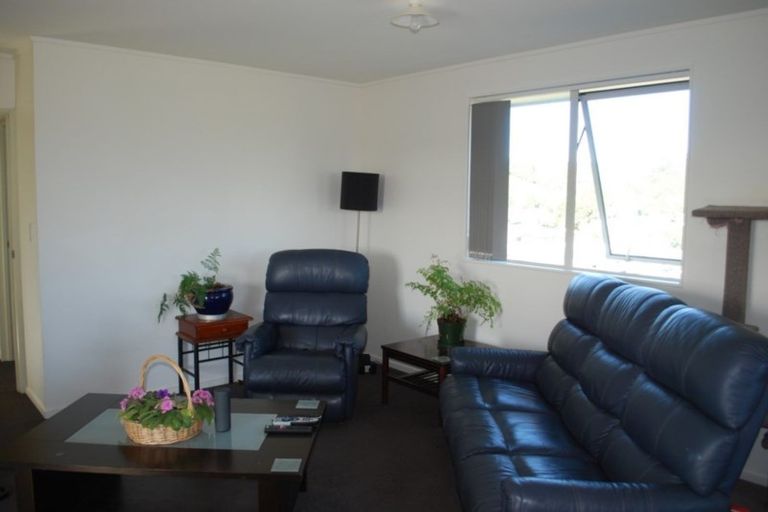 Photo of property in 37 Valley Road, Hikurangi, 0114