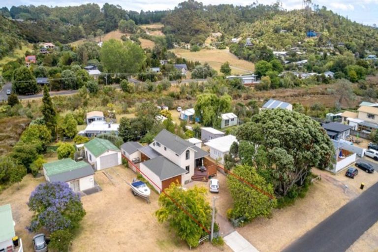 Photo of property in 54 Riverview Road, Cooks Beach, Whitianga, 3591