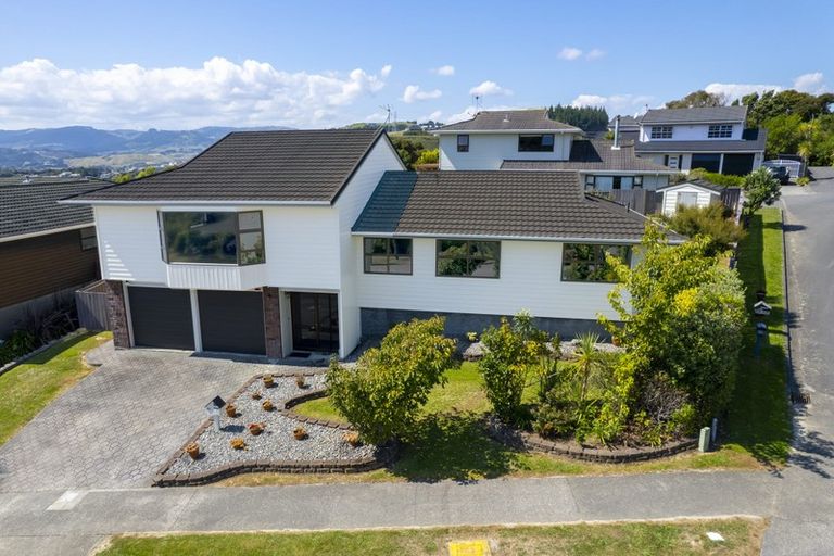 Photo of property in 47 Exploration Way, Whitby, Porirua, 5024