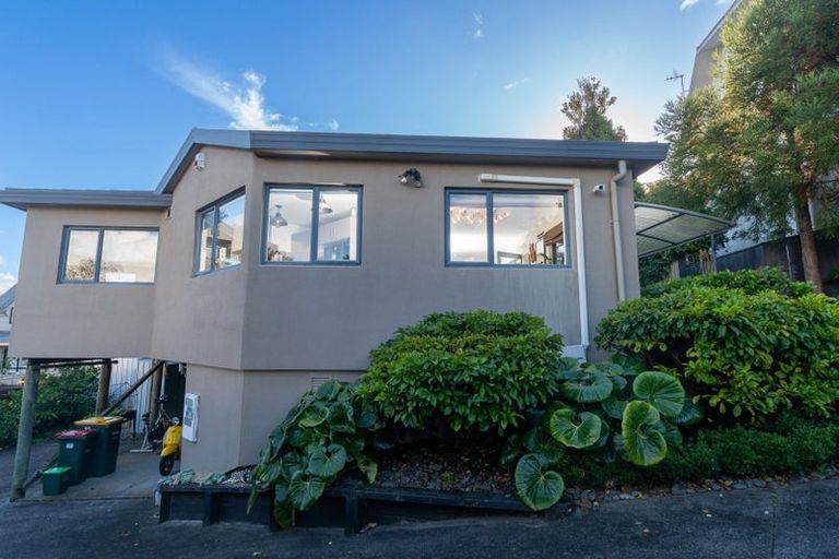 Photo of property in 2/120 Manuka Road, Bayview, Auckland, 0629
