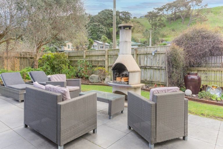 Photo of property in 6 Mowhanau Drive, Kai Iwi, Whanganui, 4574