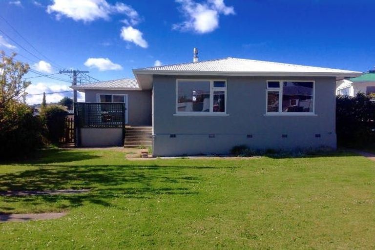 Photo of property in 52 Stuart Street, Holmes Hill, Oamaru, 9401