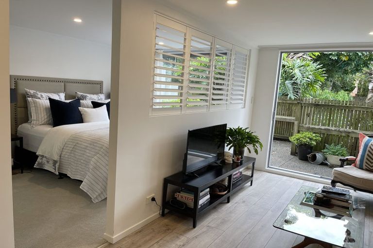 Photo of property in 26/73 Princes Street, Northcote Point, Auckland, 0627