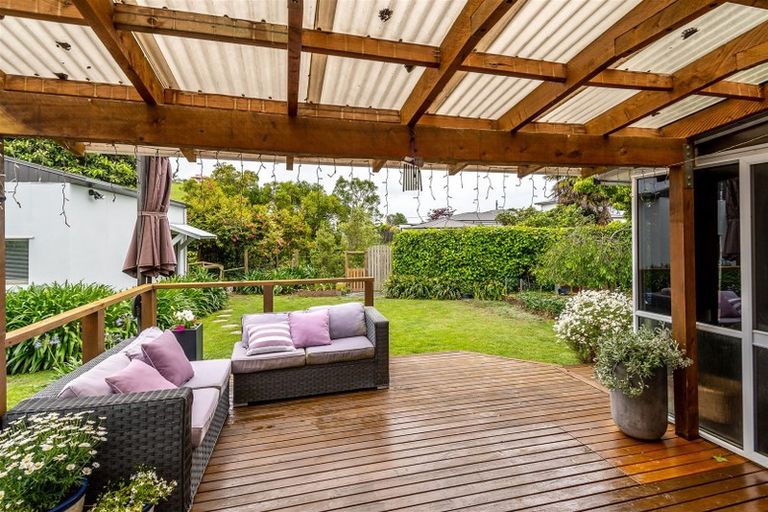 Photo of property in 6 Trigg Crescent, Taradale, Napier, 4112