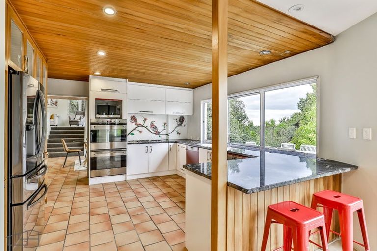 Photo of property in 212 Carter Road, Oratia, Auckland, 0604