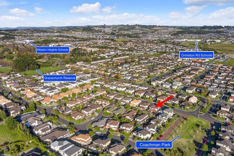 Photo of property in 4 Bridgefield Crescent, Flat Bush, Auckland, 2016