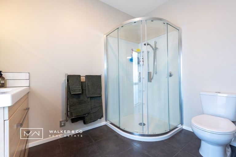 Photo of property in 19 Riverstone Drive, Riverstone Terraces, Upper Hutt, 5018