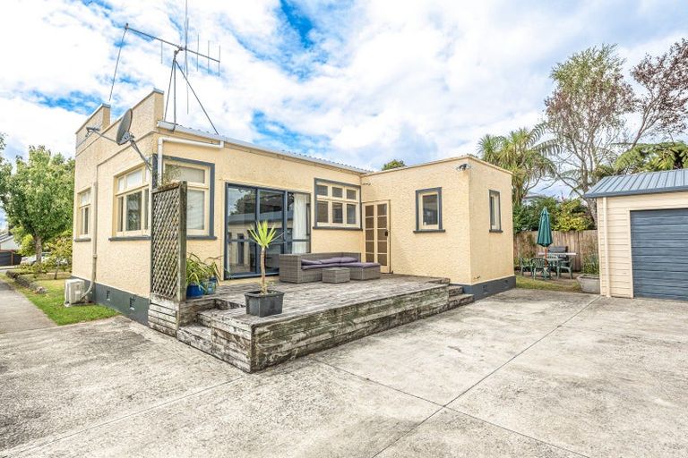 Photo of property in 5 Tregarth Street, Saint Johns Hill, Whanganui, 4501