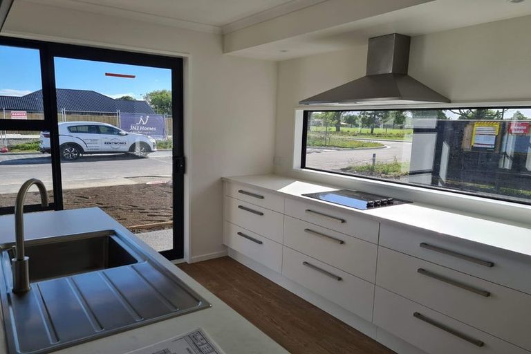 Photo of property in 25 Malaga Crescent, Harewood, Christchurch, 8051