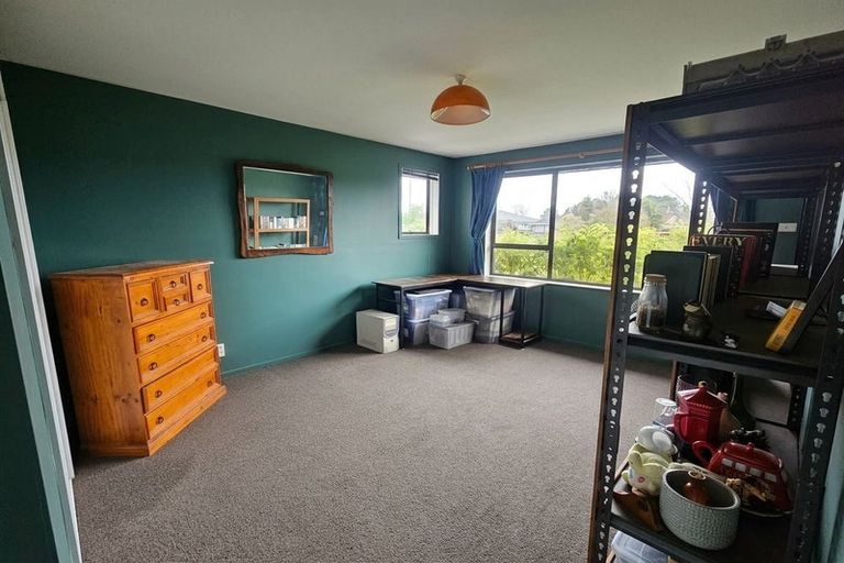 Photo of property in 2/71 Royal Park Drive, Parklands, Christchurch, 8083