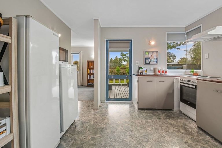 Photo of property in 69c Robinson Avenue, Holdens Bay, Rotorua, 3010