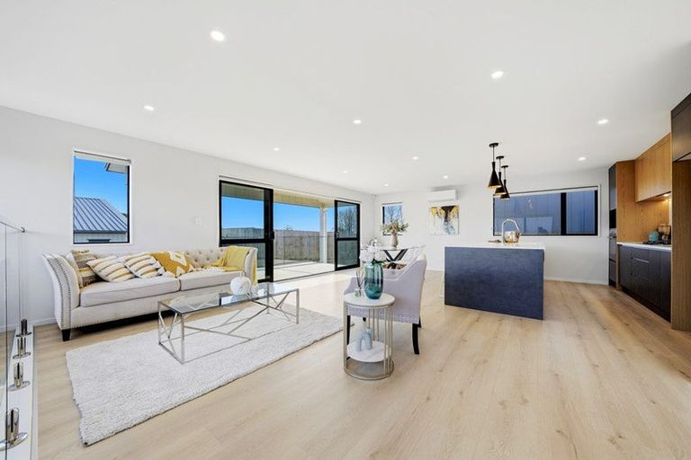 Photo of property in 39 Pinecrest Drive, Gulf Harbour, Whangaparaoa, 0930