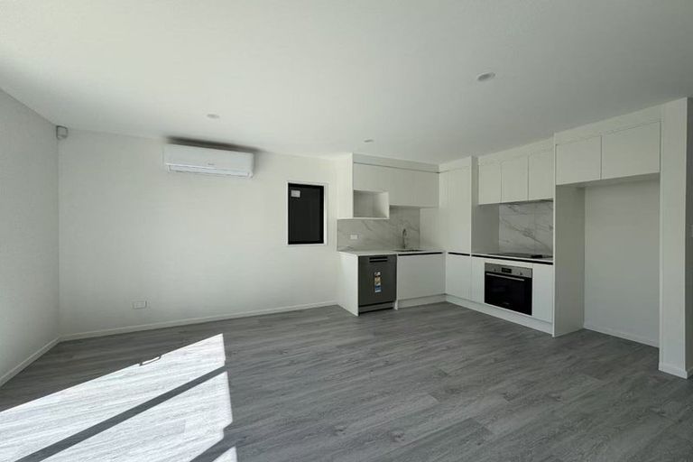 Photo of property in 4 Peara Place, Henderson, Auckland, 0610