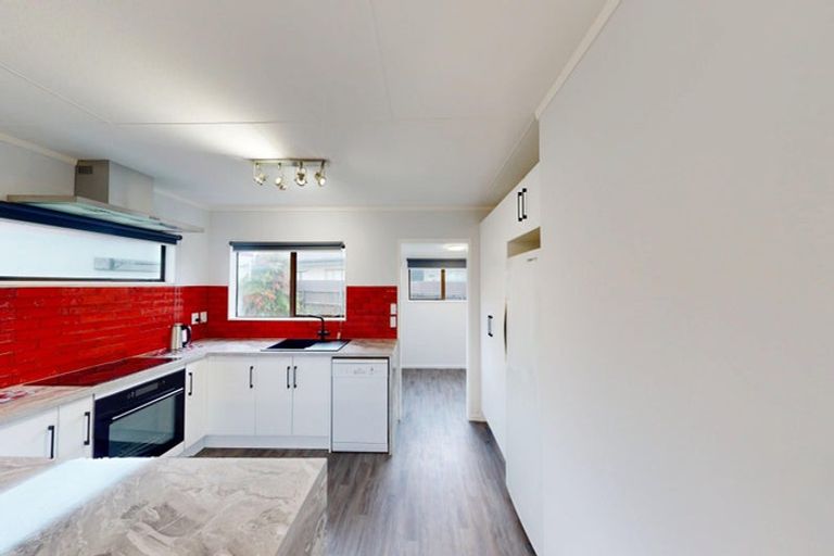 Photo of property in 10 Essex Place, Springvale, Whanganui, 4501