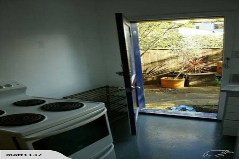 Photo of property in 92 View Road, Houghton Bay, Wellington, 6023